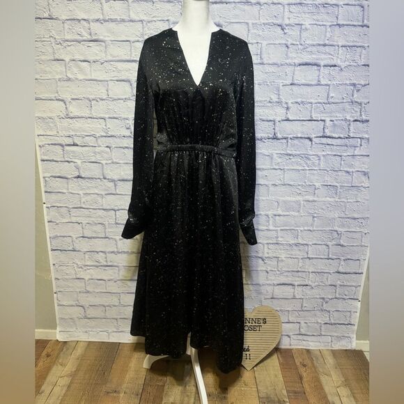 VINCE
Constellation Print Poet Dress - Picture 12 of 13